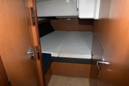Bavaria Cruiser 56 in Kavala Marina thumbnail 9