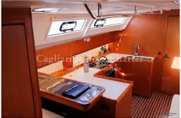 Bavaria Cruiser 51 in Sardinia / Cagliari / Marina di Cagliari thumbnail 16