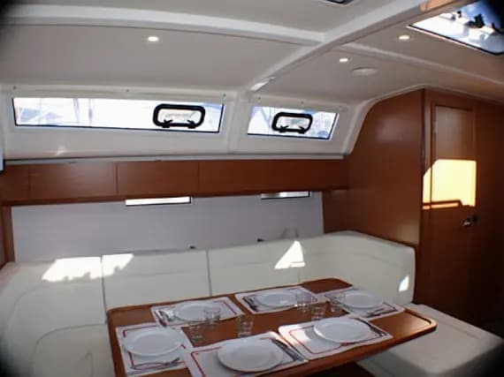 Bavaria Cruiser 51 in Sardinia / Cagliari / Marina di Cagliari - Photo 3