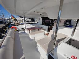 Astréa 42 in Sicily / Palermo / La Cala (Porto Palermo) thumbnail 10