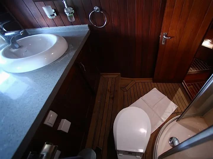 Gulet in Bodrum Marina - Photo 5