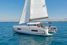 Excess 11 in Paros port thumbnail 36