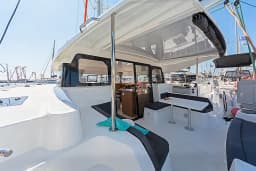Excess 11 in Paros port thumbnail 58