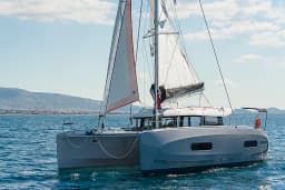 Excess 11 in Paros port thumbnail 6