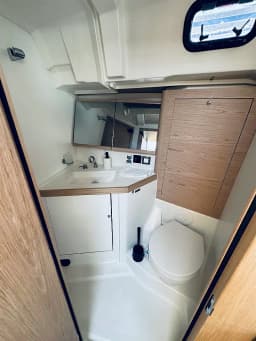 Oceanis 46.1 in Novi Vinodolski / Marina Novi thumbnail 14