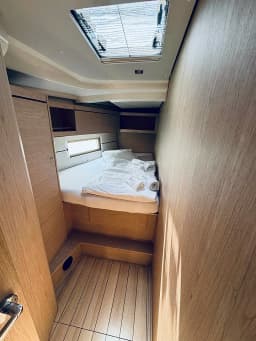 Oceanis 46.1 in Novi Vinodolski / Marina Novi thumbnail 6
