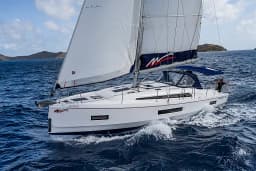 Oceanis 40.1 in Tortola / Road Town / Wickhams Cay II Marina thumbnail 4