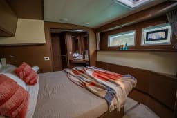 Lagoon 52F in Sicily / Castellammare del Golfo / Porto di Castellammare del Golfo thumbnail 12