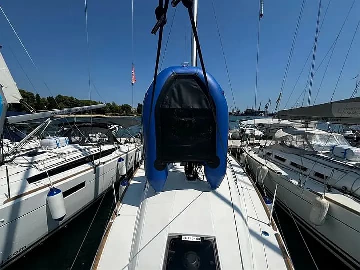 Sun Odyssey 349 in Pula / Marina Polesana - Photo 5