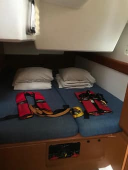 Sun Odyssey 519 in Mallorca / Palma de Mallorca / La Lonja Marina Charter thumbnail 13
