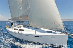 Hanse 385 in Kos / Marina Kos thumbnail 21