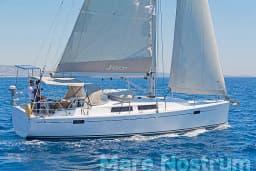 Hanse 385 in Kos / Marina Kos thumbnail 4