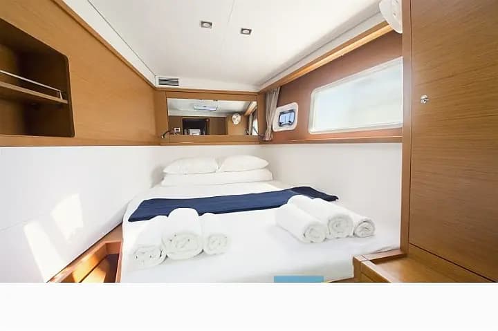 Lagoon 450 Fly in Athens / Alimos Marina - Photo 4