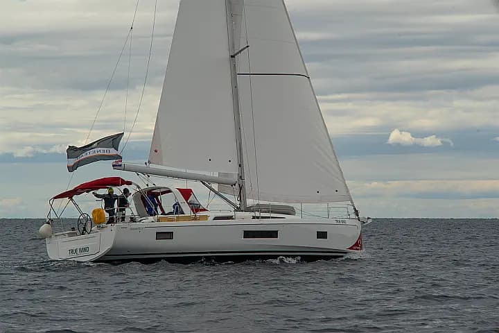 Oceanis 51.1 in Trogir / ACI Marina Trogir - Photo 5