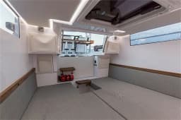 Axopar 37 XC Cross Cabin in Athens / Alimos Marina thumbnail 7