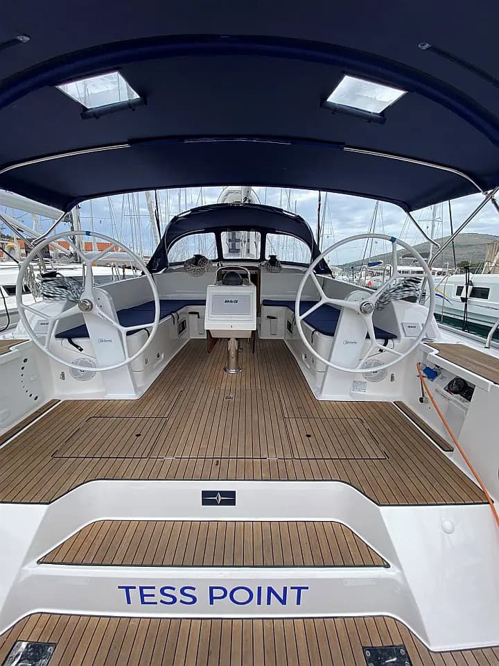 Bavaria Cruiser 46 in Trogir / ACI Marina Trogir - Photo 5