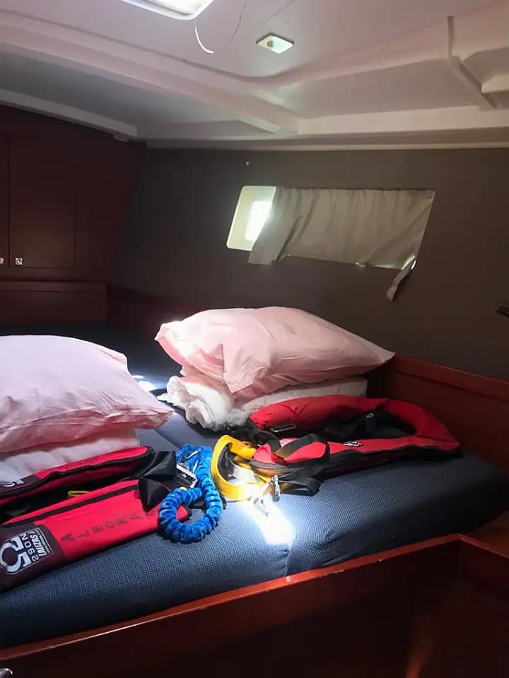 Oceanis 45 in Mallorca / Palma de Mallorca / La Lonja Marina Charter - Photo 5