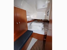 Bavaria Cruiser 34 in Sukošan / D-Marin Dalmacija Marina thumbnail 4