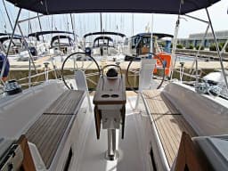 Bavaria Cruiser 34 in Sukošan / D-Marin Dalmacija Marina thumbnail 8