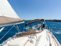 Oceanis 423 in Preveza Main Port thumbnail 10