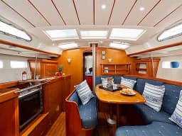 Oceanis 423 in Preveza Main Port thumbnail 2