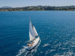 Oceanis 423 in Preveza Main Port thumbnail 9