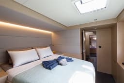 Lagoon 55 in Lavrion / Olympic Marina thumbnail 32