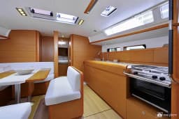 Sun Odyssey 469 in Puntone / Marina di Scarlino thumbnail 7