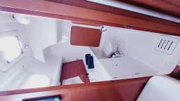 Dufour 335 Grand Large in Castiglioncello / Marina Cala de' Medici thumbnail 10