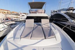 Prestige 420 Fly in Šibenik / D-Marin Marina Mandalina thumbnail 16