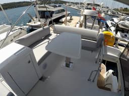Prestige 420 Fly in Šibenik / D-Marin Marina Mandalina thumbnail 26