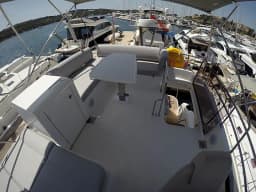 Prestige 420 Fly in Šibenik / D-Marin Marina Mandalina thumbnail 27