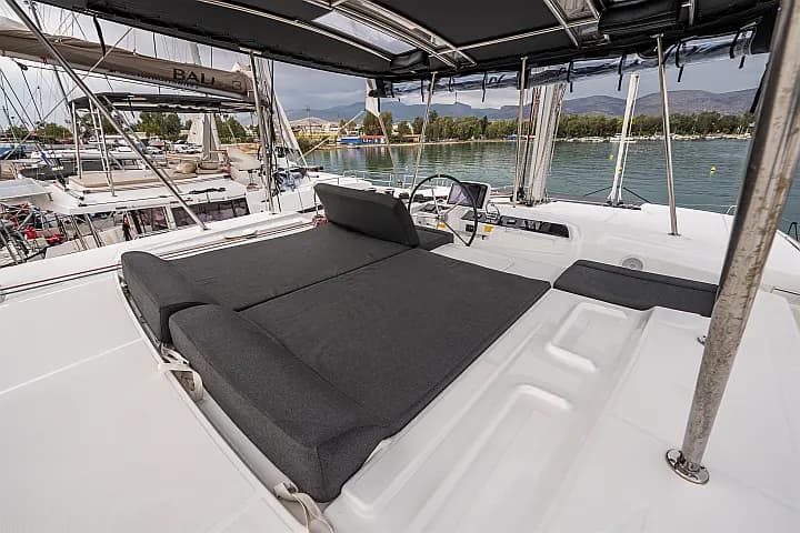 Lagoon 46 in Lefkada / Port of Lefkas - Photo 5