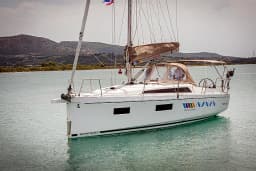 Oceanis 34.1 in Lefkada / D-Marin Marina Lefkas thumbnail 6