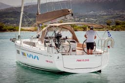 Oceanis 34.1 in Lefkada / D-Marin Marina Lefkas thumbnail 7