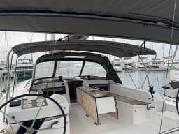 Dufour 470 in Sicily / Capo d'Orlando Marina thumbnail 3