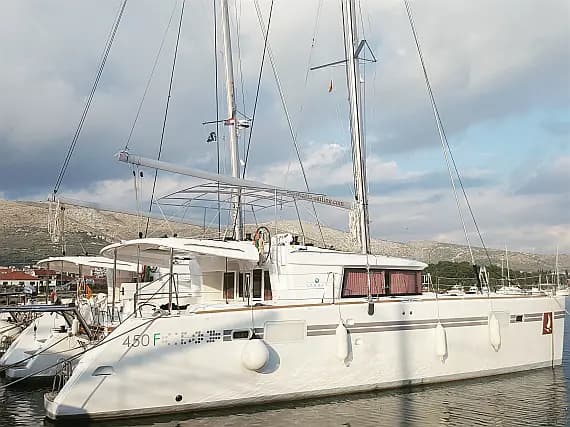 Lagoon 450 Fly in Trogir / SCT Marina Trogir - Photo 1