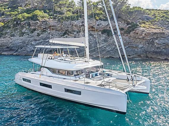 Lagoon 60 in Athens / Alimos Marina - image 1