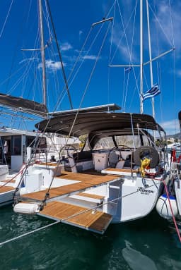 Oceanis 51.1 in Lefkada / Port of Lefkas thumbnail 10