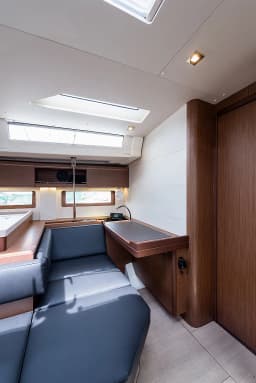 Oceanis 51.1 in Lefkada / Port of Lefkas thumbnail 19