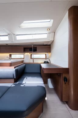 Oceanis 51.1 in Lefkada / Port of Lefkas thumbnail 20