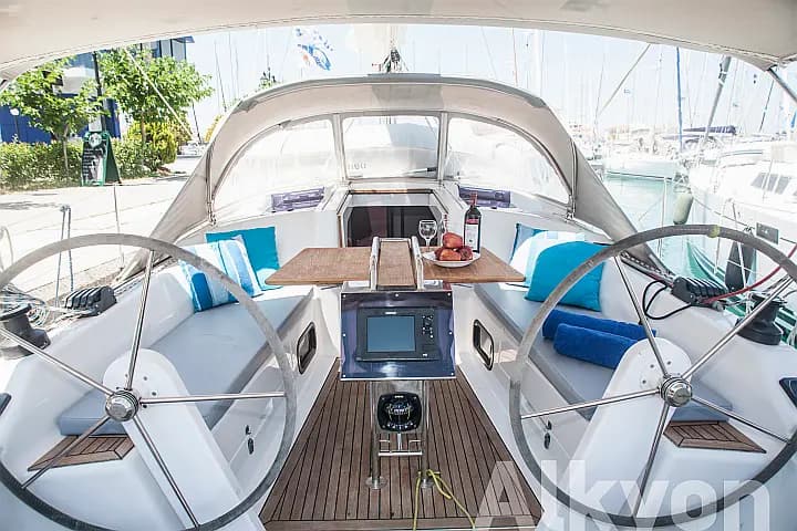 Hanse 345 in Lefkada / D-Marin Marina Lefkas - Photo 4