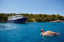 Motoryacht in Split / Port of Split / East Harbour thumbnail 11