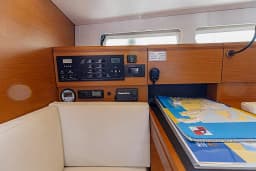 Sun Odyssey 449 in Kaštel Gomilica / Marina Kaštela thumbnail 14