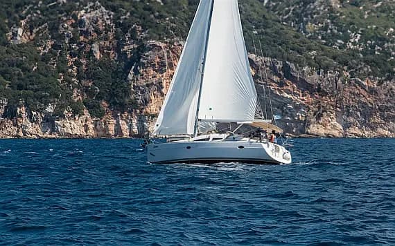 Elan 38 in Preveza Marina - Photo 1