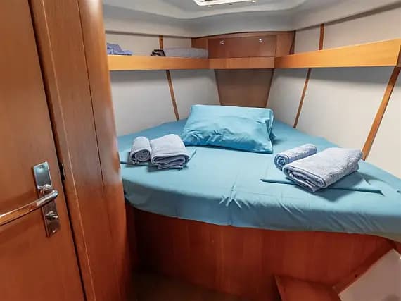 Elan 38 in Preveza Marina - Photo 3