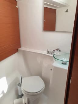 Dufour 460 Grand Large in Lavrion / Olympic Marina thumbnail 5