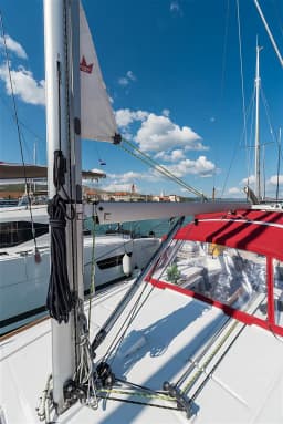 Oceanis 38 in Pomer / ACI Marina Pomer thumbnail 11