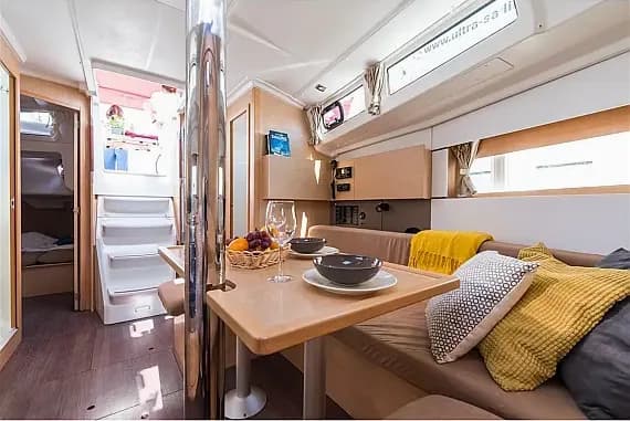 Oceanis 38 in Pomer / ACI Marina Pomer - Photo 3