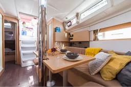 Oceanis 38 in Pomer / ACI Marina Pomer thumbnail 2
